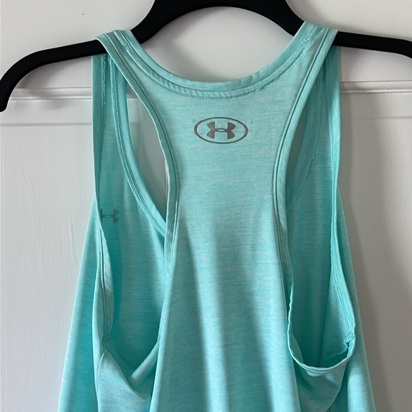 Under Armour Women’s Loose Fit Tank - Picture 5 of 6